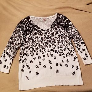 Roz & Ali Leopard Print Sweater